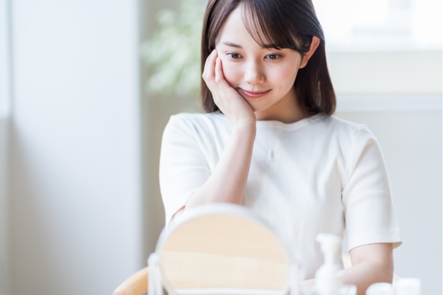 目頭切開の抜糸はいつ？痛い？抜糸前後の経過や処置の流れも解説